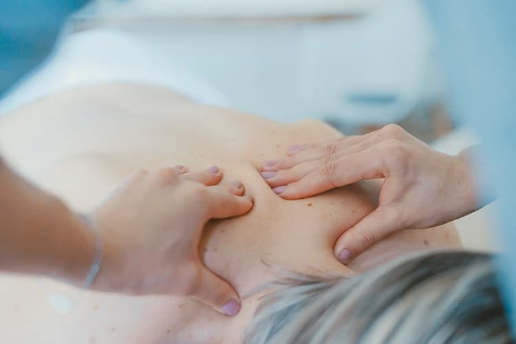 Na jakich technikach opiera się masaż klasyczny